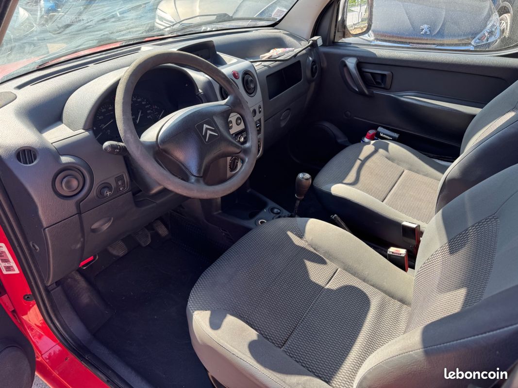 Citroen berlingo vu 1.6 hdi - distribution neuve (image 3)