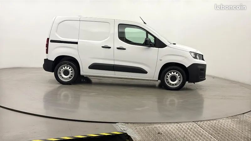 Peugeot Partner Véhicule utilitaire ou Société M 950kg BlueHDi 130ch S&S EAT8 (image 4)