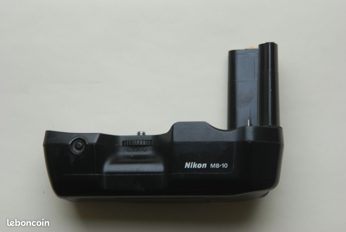 Nikon F90X Avec Moteur MB10 - Appareil Photo 35 Mm Argentique - Occasion