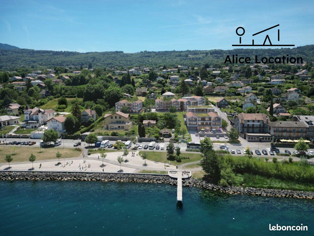 Parking 15 m² · à Évian-les-Bains · 15 m² · 150 €/mois