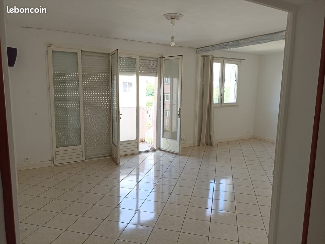 Appartement 4 pièces 70 m² · à Besançon · 70 m² · 720 €
