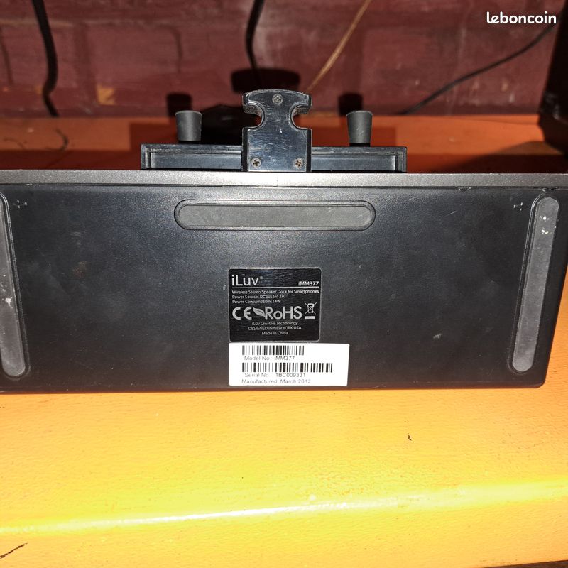 Enceinte bluetooth avec kit mains-libres MobiAir iLUV (image 2)