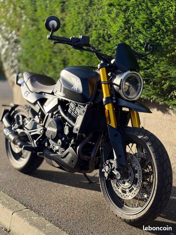 Scrambler 650 SCR MotoMorini - Motos