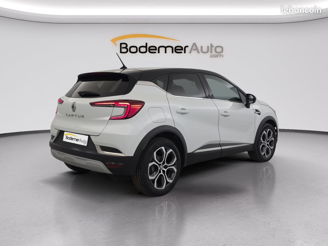RENAULT Captur TCe 140 EDC - 21 Intens (image 5)