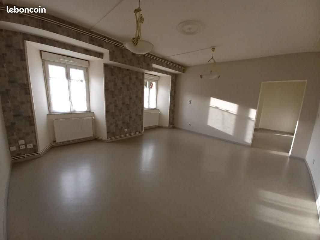 Appartement 4 pièces 96 m² · à Hérimoncourt · 96 m² · 696 €/mois