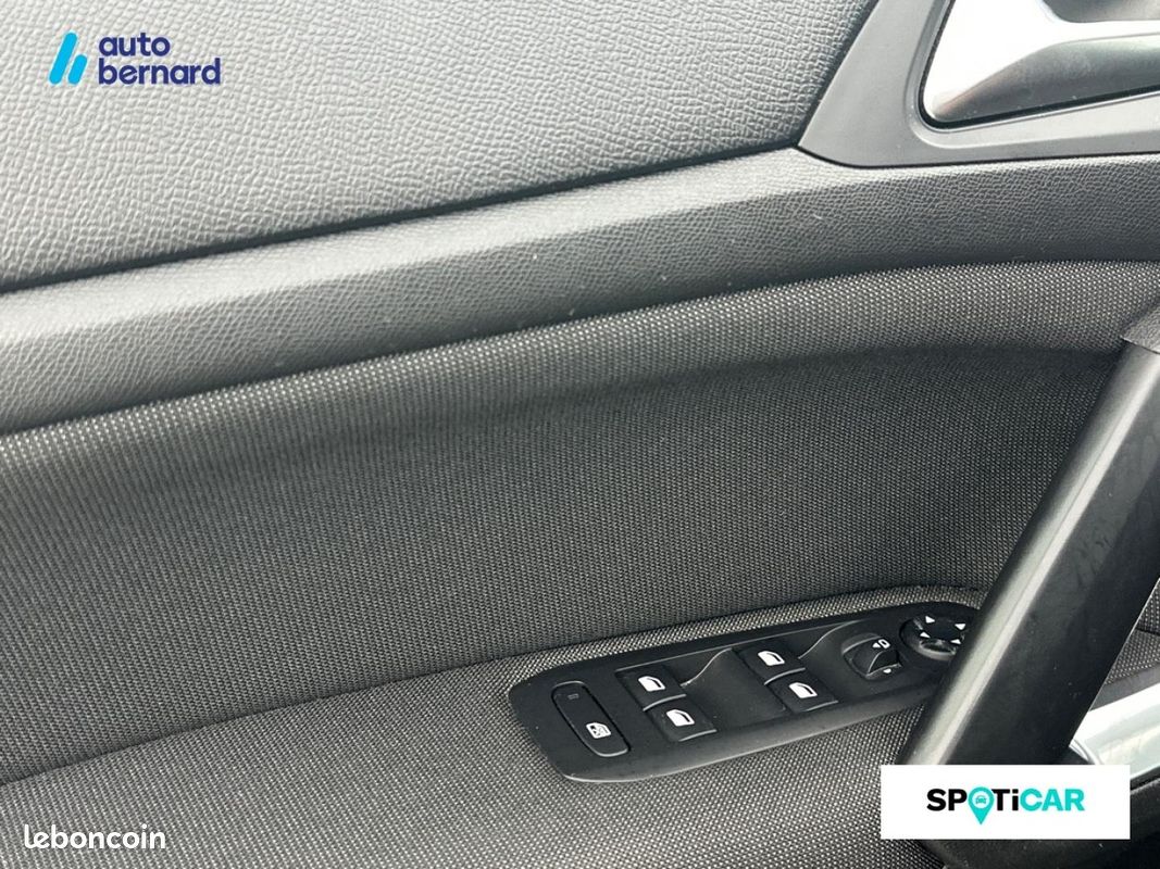 Peugeot 308 1.5 BlueHDi 130ch S&S Allure Pack EAT8 (image 16)
