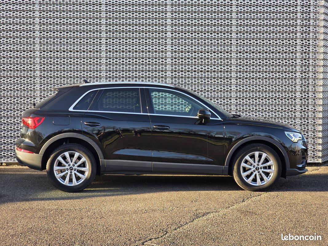 AUDI Q3 35 TDI 150 ch S tronic 7 Advanced (image 10)