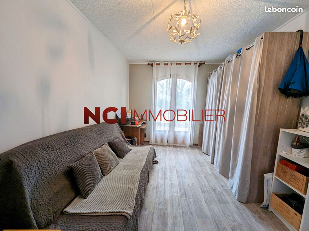 Maison 6 pièces 114 m² - Ambarès-et-Lagrave 33440 (image principale 4)
