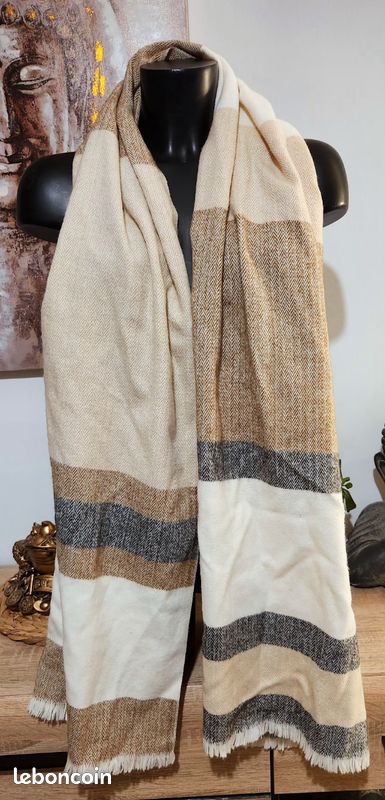 Écharpe Châle Pour Femme Couleur Marron/beige - Occasion, Matière Douce, Accessoire D'automne/hiver