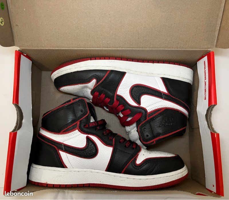 Air Jordan 1 Retro High OG 'Bloodline' (image 1)