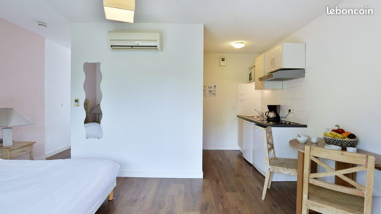 Studio 1 pièce 25 m²