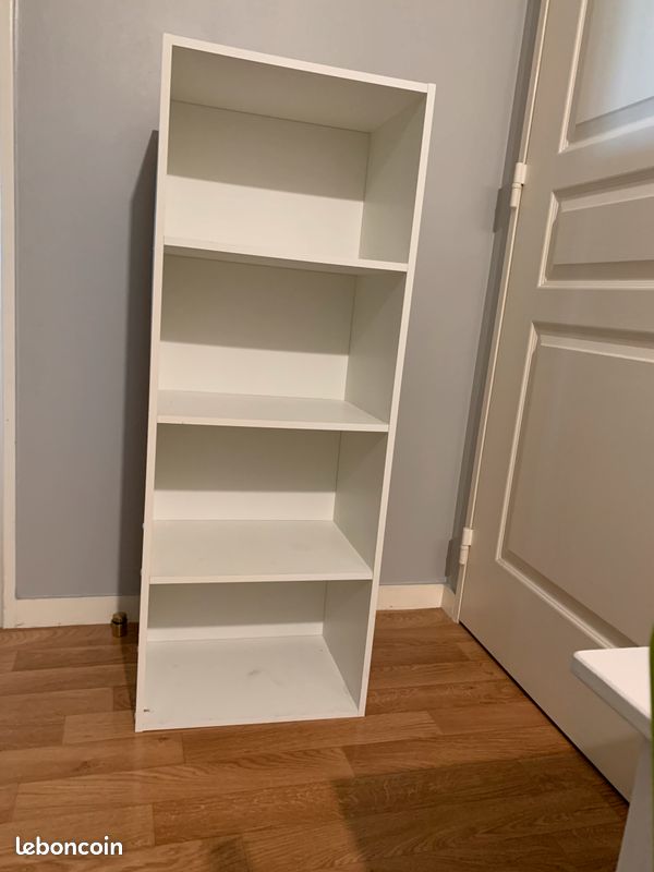 A vendre petite table et chaise (image 1)