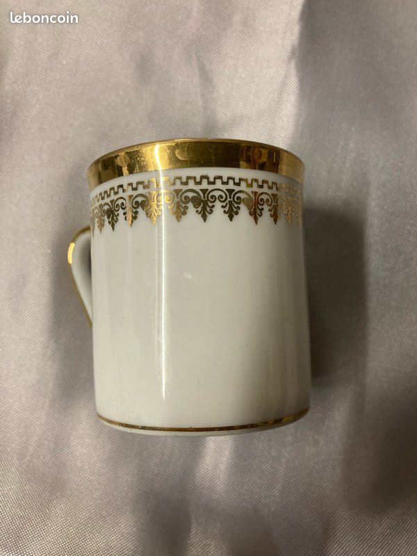 Service à café litron en porcelaine – Limoges/Paris – fin XIXe – décor or néoclassique (image 3)