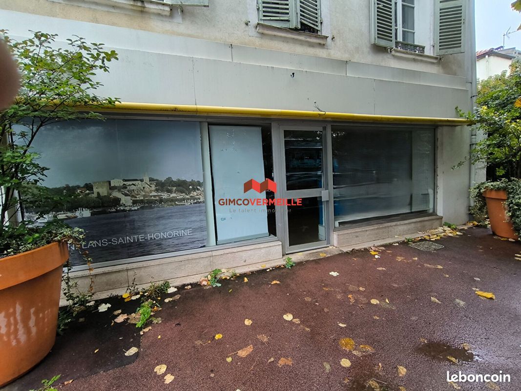 Immeuble 238 m² · à Conflans-Sainte-Honorine · 238 m² · 790 000 €