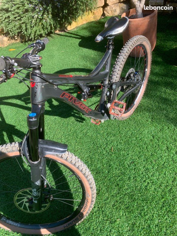 Pivot mach6 Carbon (image 6)