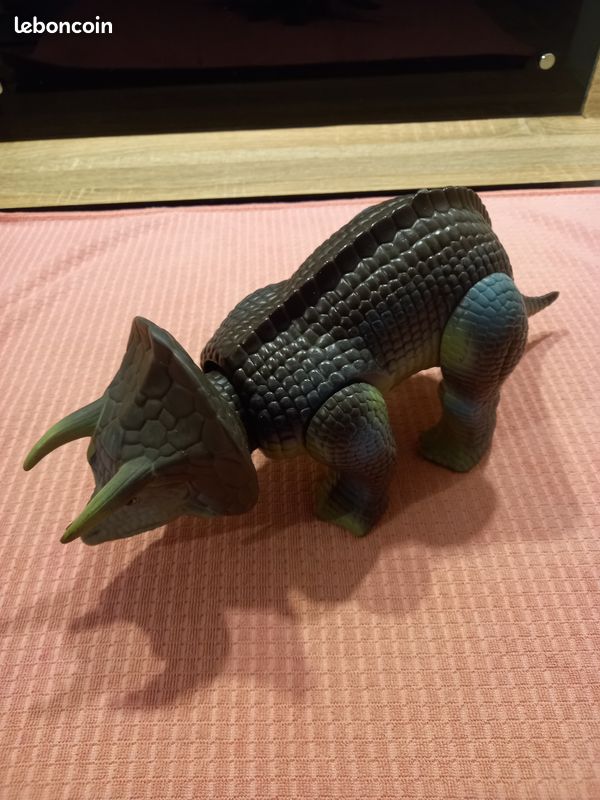 Triceratops dino riders tyco (image 2)