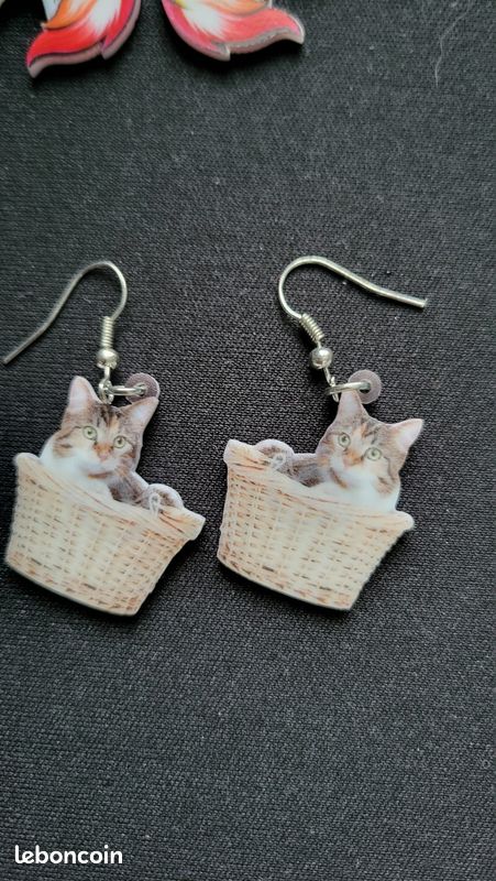 Boucles d'oreilles plastique chat / licorne (image 10)