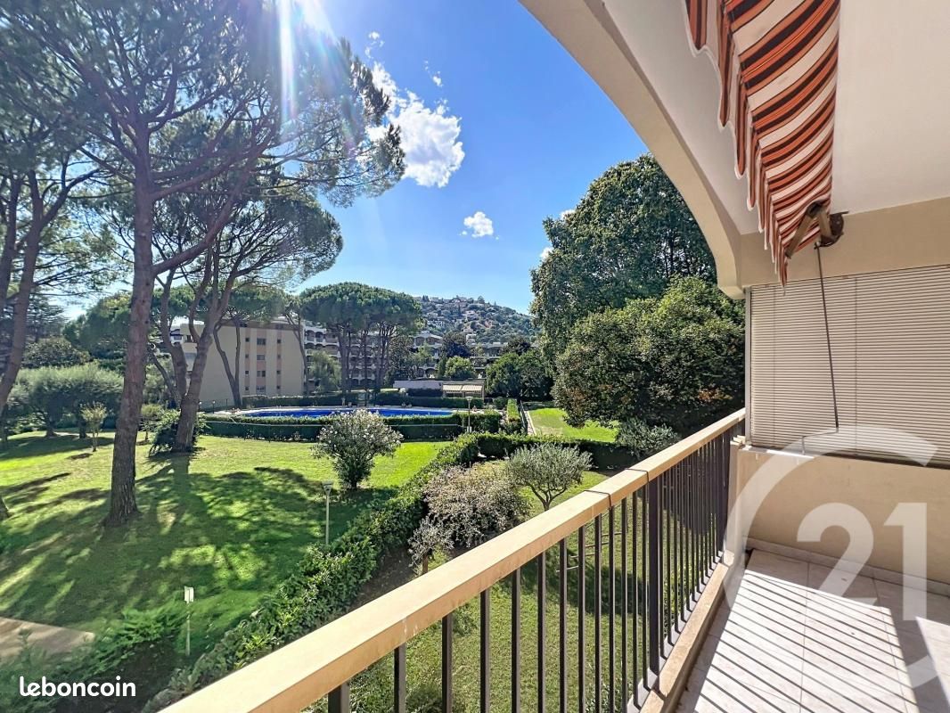 Appartement 1 pièce 21 m² · à Mandelieu-la-Napoule · 21 m² · 609 €/mois