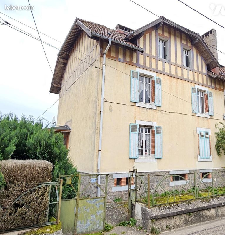 Immeuble 120 m² · à Granges-Aumontzey · 120 m² · 65 000 €
