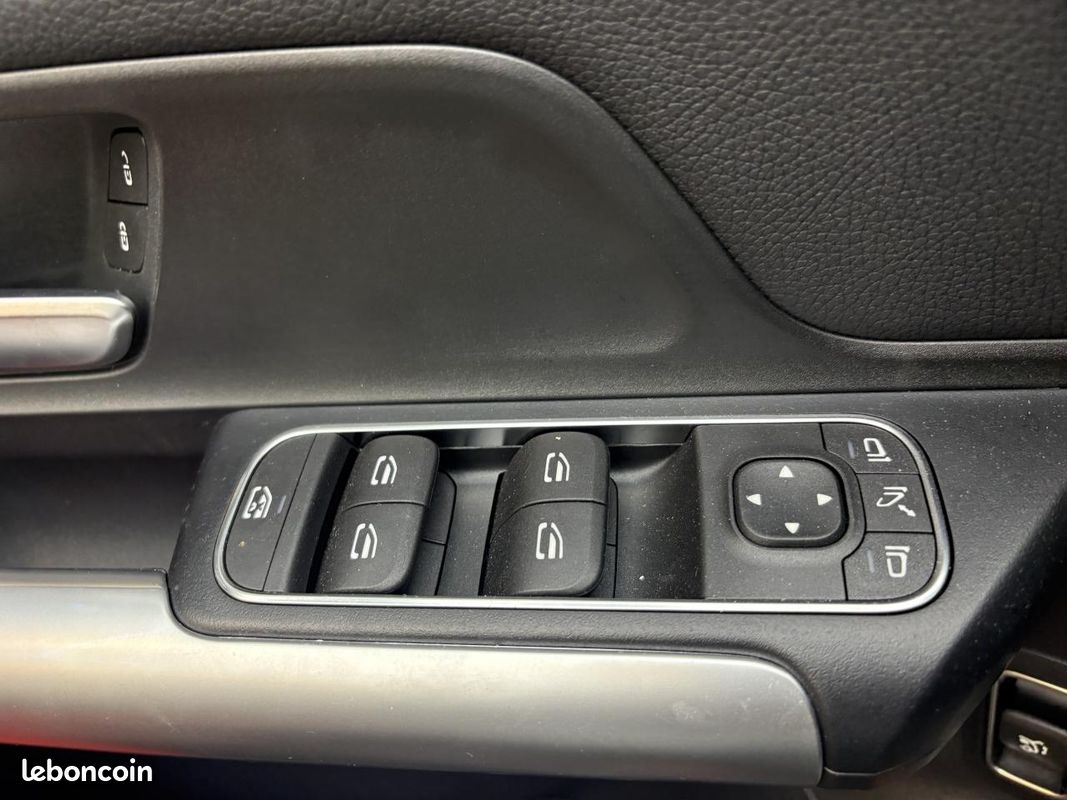 MERCEDES GLA 2.0 200 D 150 PROGRESSIVE LINE 8G-DCT BOITE AUTO / camera / toit panoramique ouvrant (image 27)