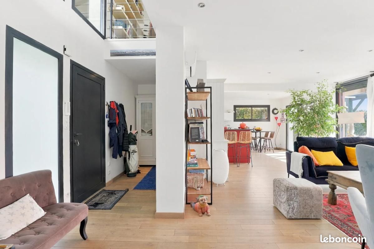Maison 7 pièces 167 m² · à Bassussarry · 167 m² · 1 250 000 €