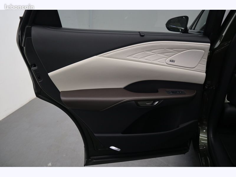 Lexus RX 450h+ Executive 4WD PHEV M (image 19)
