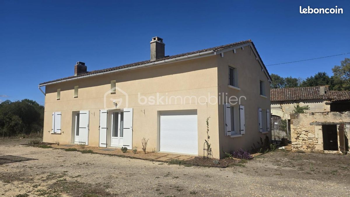 Maison 6 pièces 159 m² · au Fouilloux · 159 m² · 199 000 €