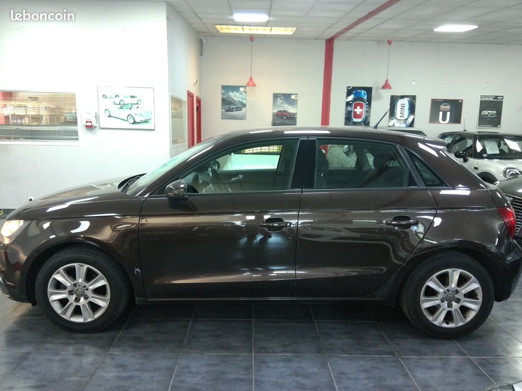 Audi a1 sportback 1.2 tfi 86 ambiente france / 1°main 12/12 77mkm radar ar/ja15/tel/regul/capteur pluie+lum/fact entretien (image 5)