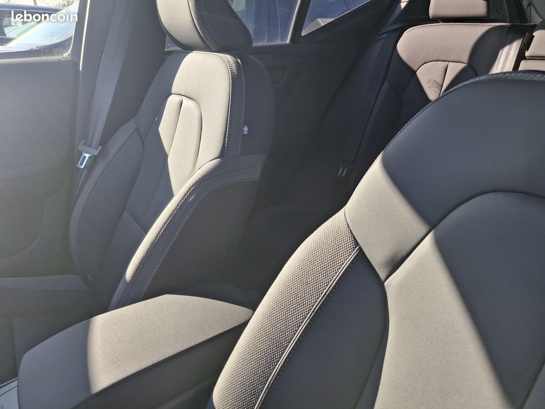 VOLVO EX40 Twin Performance 442 ch 1EDT Ultra (image 21)