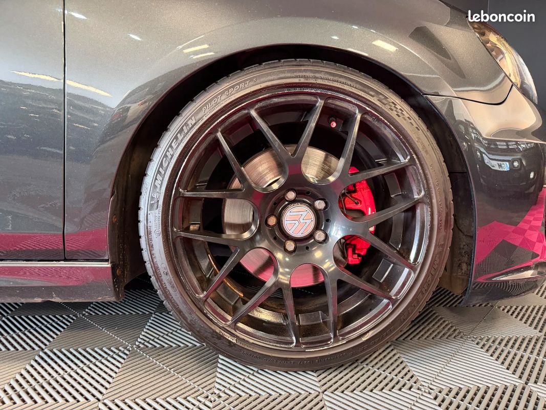 VOLKSWAGEN GOLF 6 GTI EDITION 35 2.0 TSI 235 ch / SUIVI D'ENTRETIEN COMPLET / DYNAUDIO (image 30)