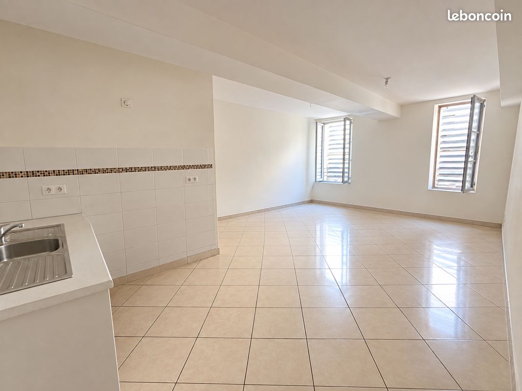 Appartement 3 pièces 57 m² · à Toulon · 57 m² · 750 €/mois