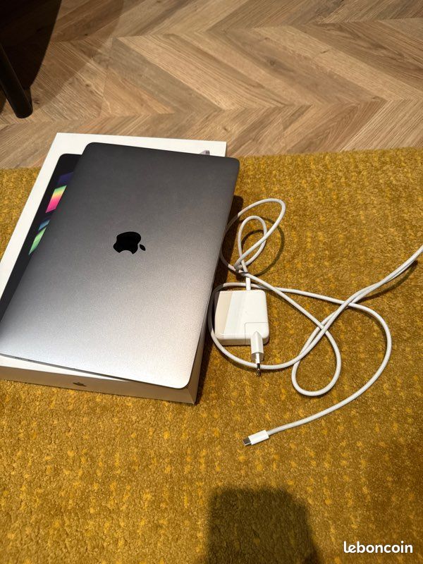 MacBook Pro 13” 2019 – i5 – 8Go – 256Go – Touch Bar – Clavier rétroéclairé (image 8)