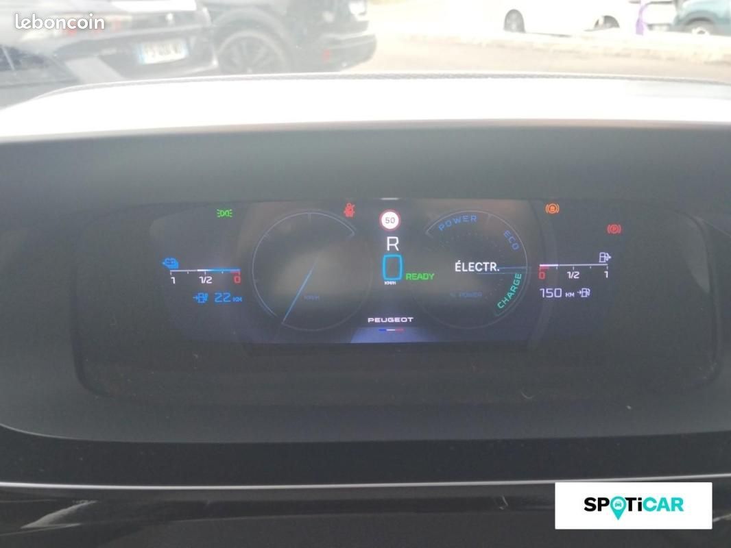 Peugeot 308 PHEV 225 e-EAT8 GT Pack (image 12)