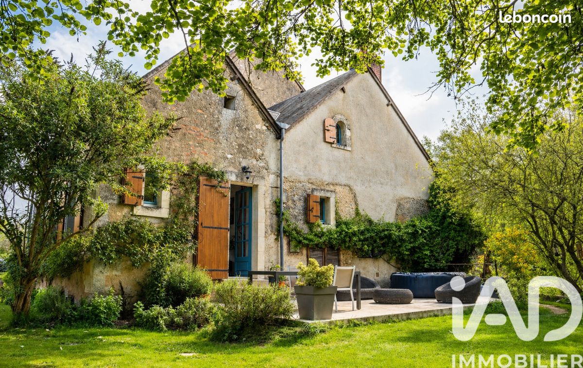 Maison 5 pièces 188 m² · à Dissay-sous-Courcillon · 188 m² · 279 000 €