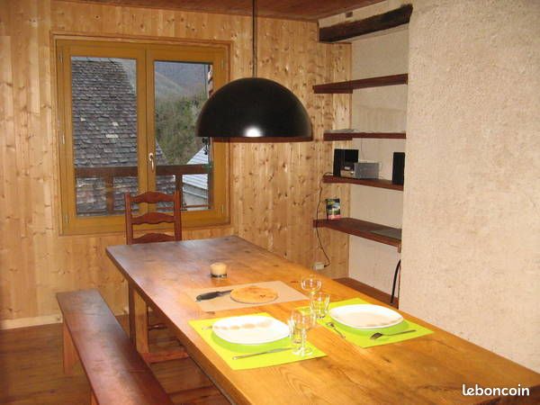 Maison traditionnelle dans un village de montagne (image 5)