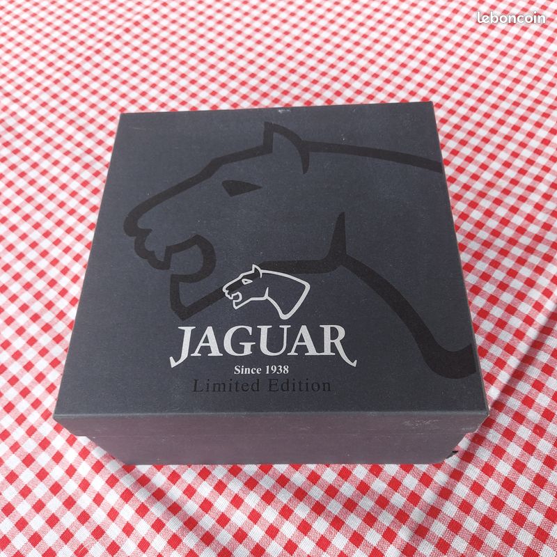 Boite et surboite montre jaguar (image 4)