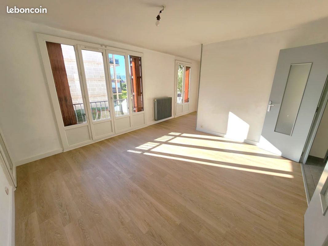 Appartement 3 pièces 64 m² · à Aix-en-Provence · 64 m² · 1 114 €