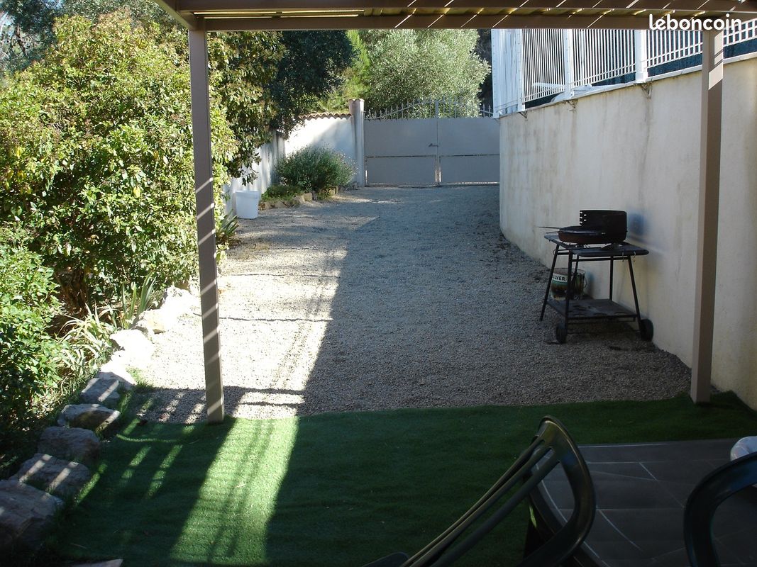 Métairie le pré, calme, lit king Size Locations saisonnières