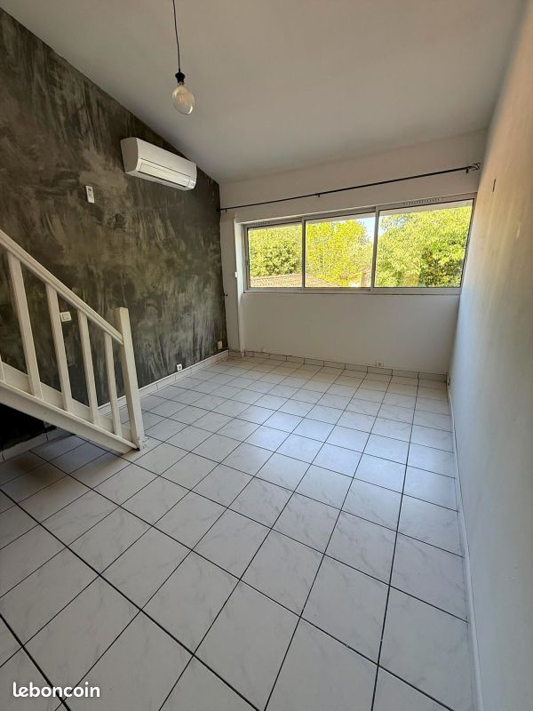 Appartement 4 pièces 56 m² · à Marseille · 56 m² · 860 €/mois
