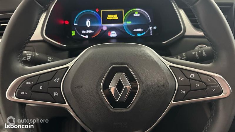 Renault Captur 1.6 E-Tech hybride 145ch Techno Fast Track (image 25)