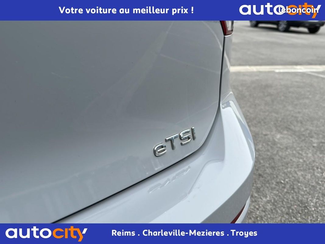 VOLKSWAGEN GOLF 1.5 eTSI OPF - 150 - BV DSG 7 VIII BERLINE Life 1st (image 18)