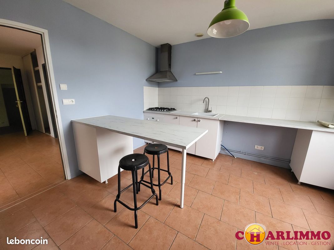 Appartement 4 pièces 92 m² · à Saint-Junien · 92 m² · 680 €/mois