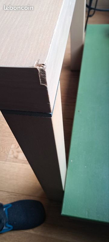 Table a manger en bois 1mx1m (image 2)