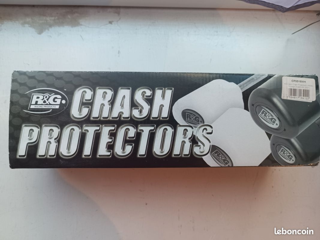 Tampons de protection R&G Triumph 660 Trident (image 2)