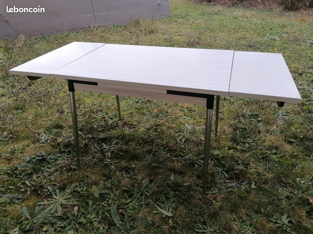 Table formica (image 2)