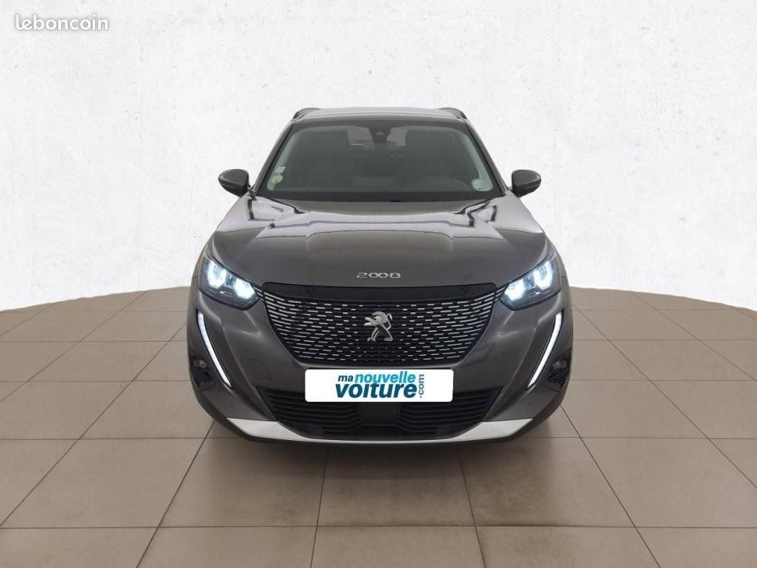 Peugeot 2008 BlueHDi 130 S&S EAT8 - Allure (image 2)