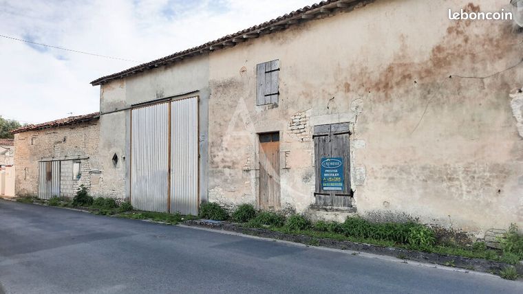 Maison 200 m² MATHA