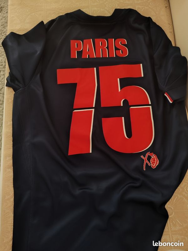 Kit Patch Flocage Désiré Doué #14 PSG Rouge - Neuf Sans Boîte