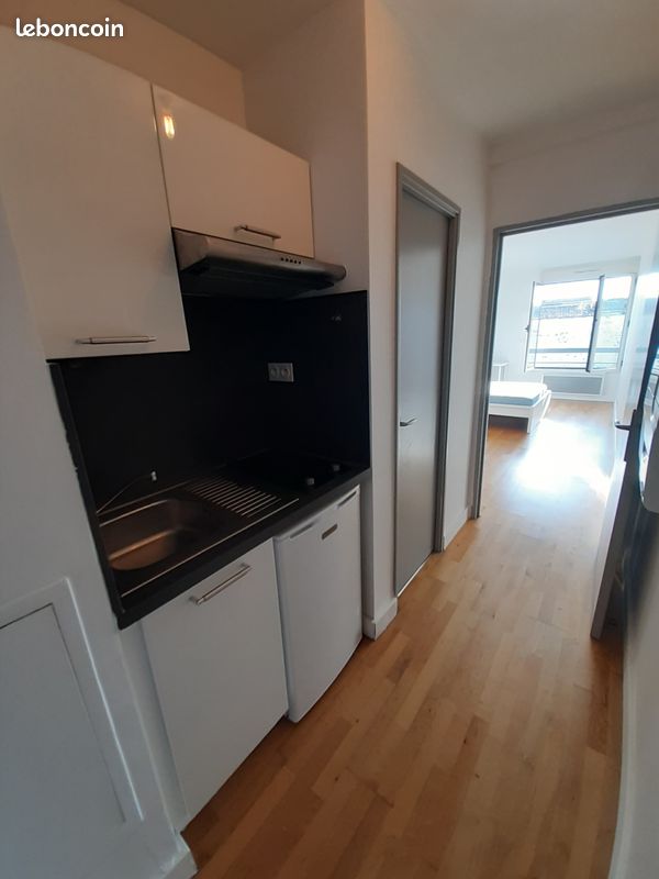 Appartement 1 pièce 28 m² · à Bordeaux · 28 m² · 665 €
