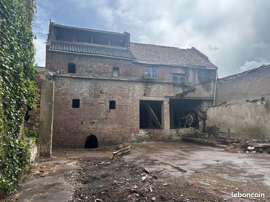 Maison 4 pièces 160 m² · à Annoeullin · 160 m² · 120 000 €